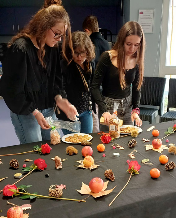 Élève CAPa SAPVER en atelier cuisine au Lycée La Pélissière